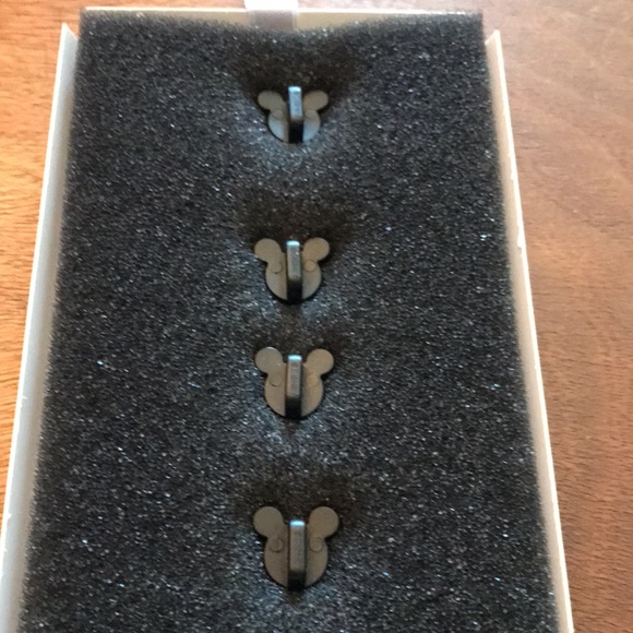 Disney Toy Story Set of 2 pins. In box with UPC code. Limited Edition. - Picture 9 of 16